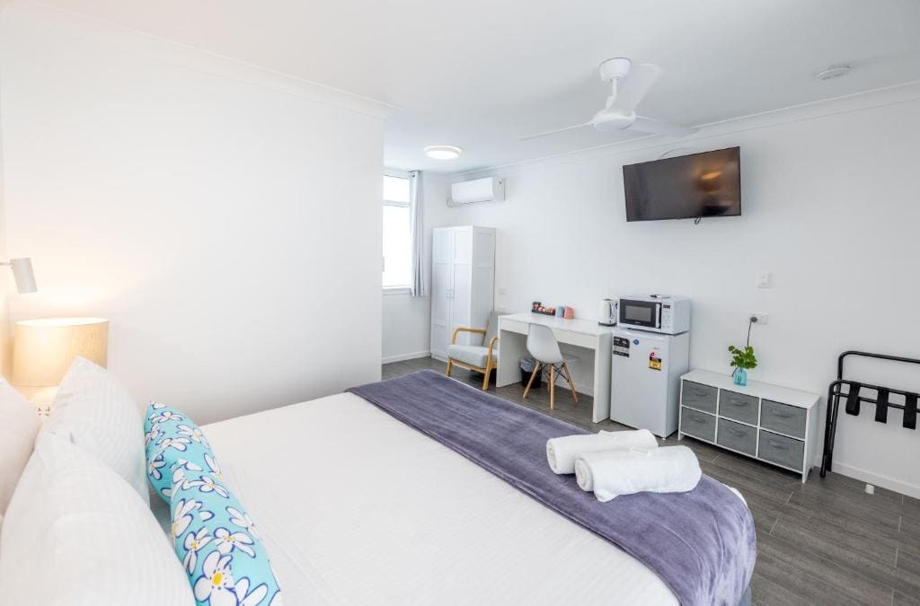 Deluxe King Room room - Image 1