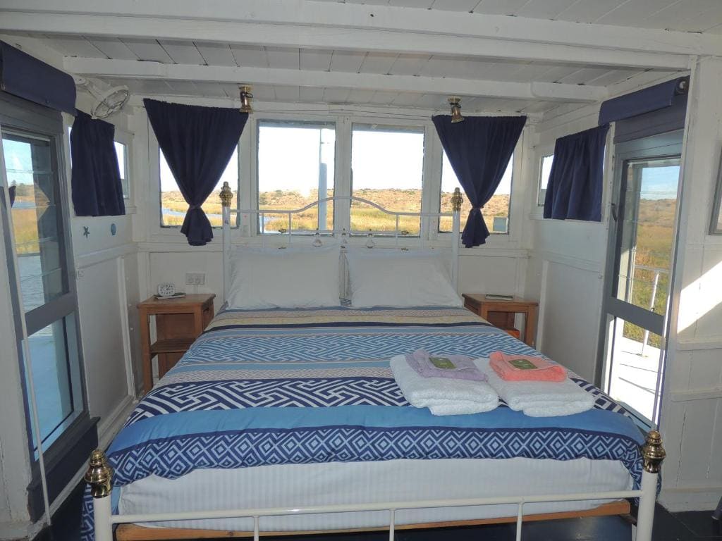 Mobile Home room - Image 1