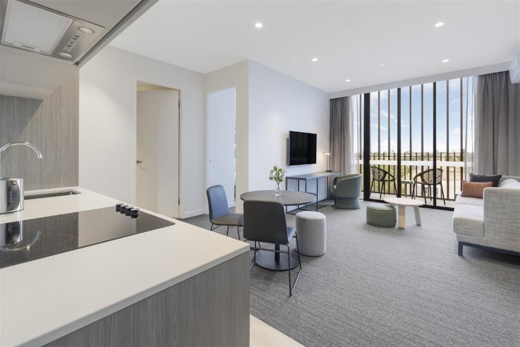 One-Bedroom Apartment room - Image 2