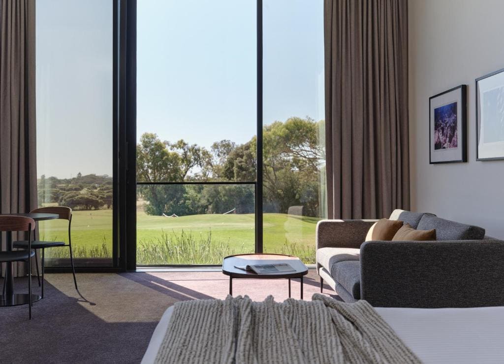Golf View Room room - Image 1