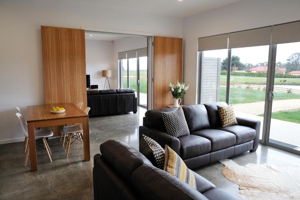 White Hills Two-Bedroom Apartment room - Image 3