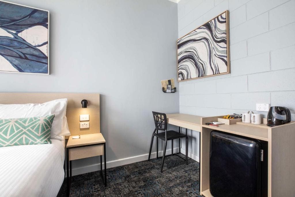Studio Queen room - Image 2