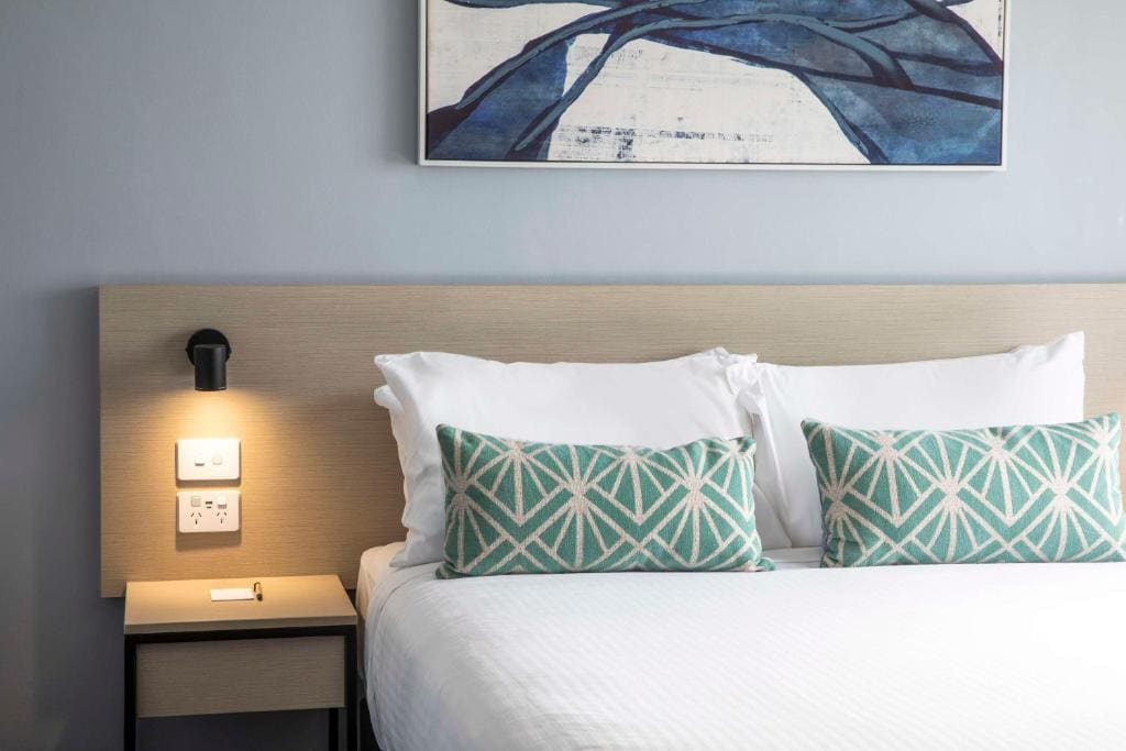 Compact Double room - Image 1