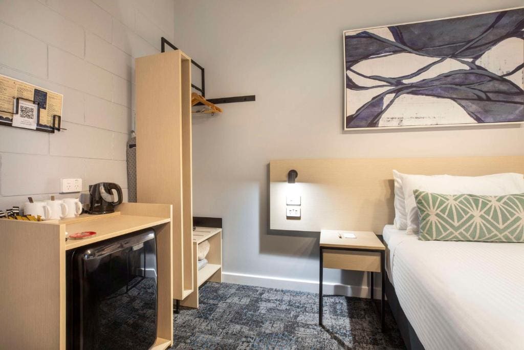 Studio Queen & Single room - Image 1