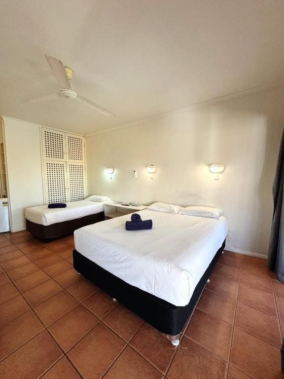 Superior Double or Twin Room room - Image 2