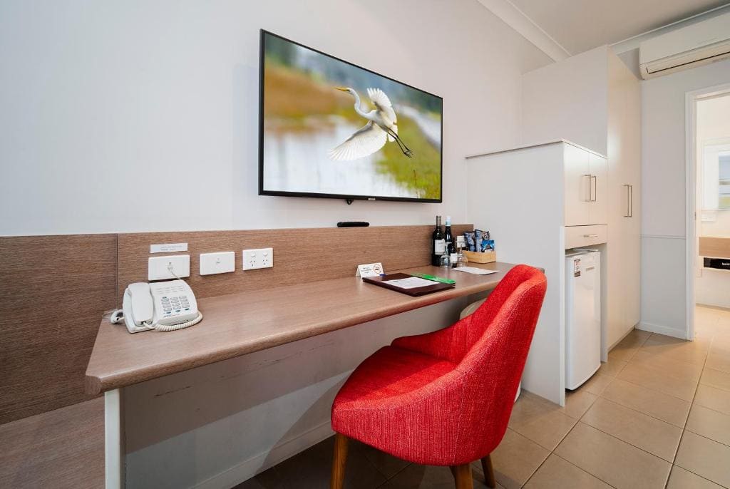 Queen or Twin Suite room - Image 3