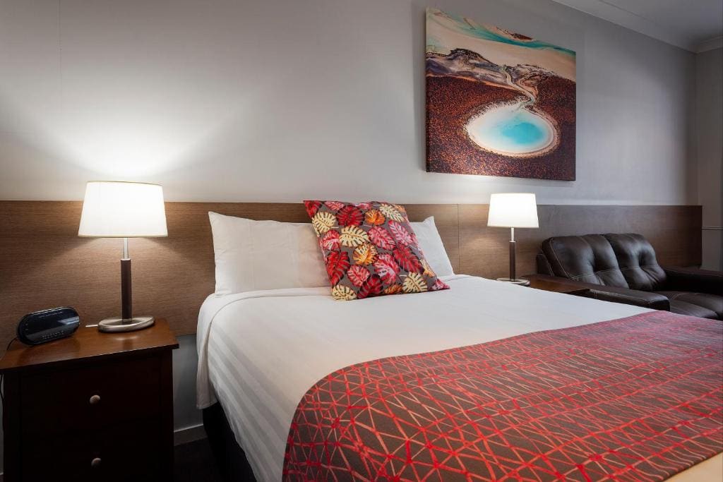 Executive Queen Suite room - Image 1