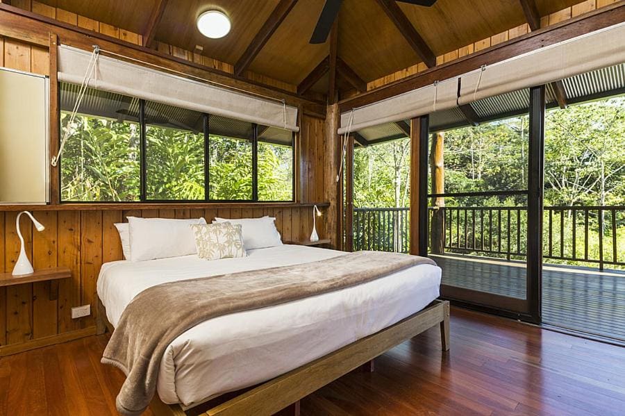 Two-Bedroom Villa - Treehouse room - Image 2