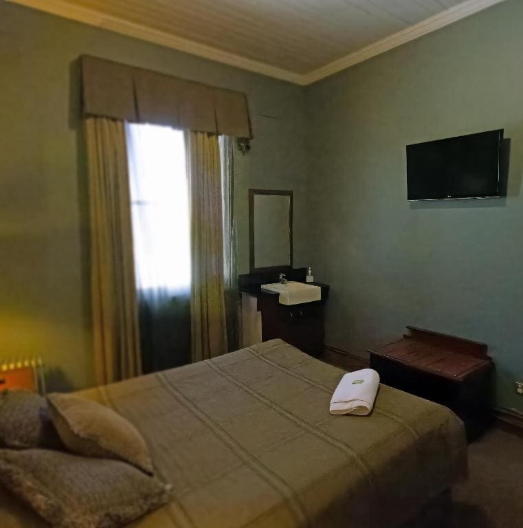 Queen Room room - Image 2