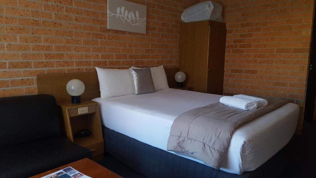 Deluxe Queen Room room - Image 2