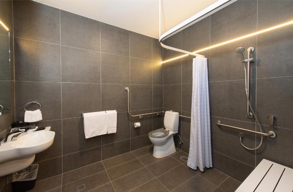 King Room - Disability Access room - Image 2