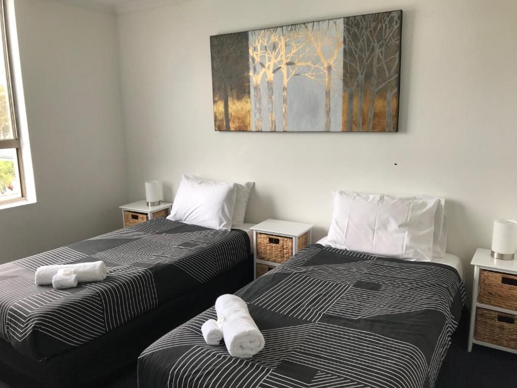 Three-Bedroom Apartment with Garden View - Non Smoking room - Image 2