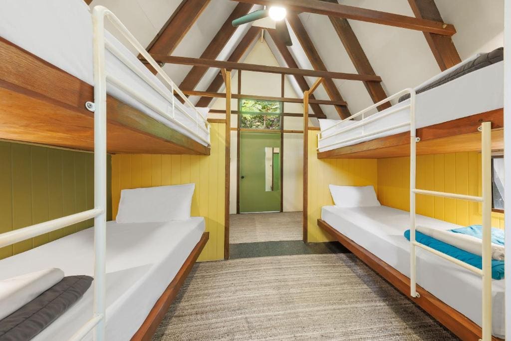 6 Bed Mixed Community Dorm room - Image 3