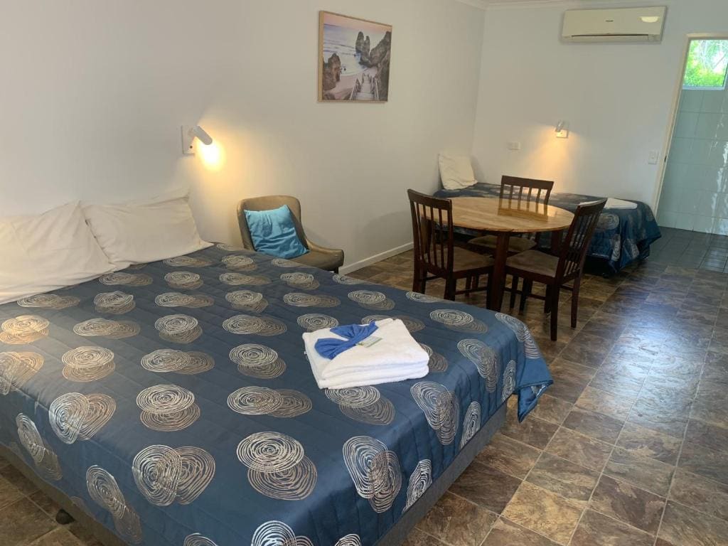 Double or Twin Room - Disability Access room - Image 3