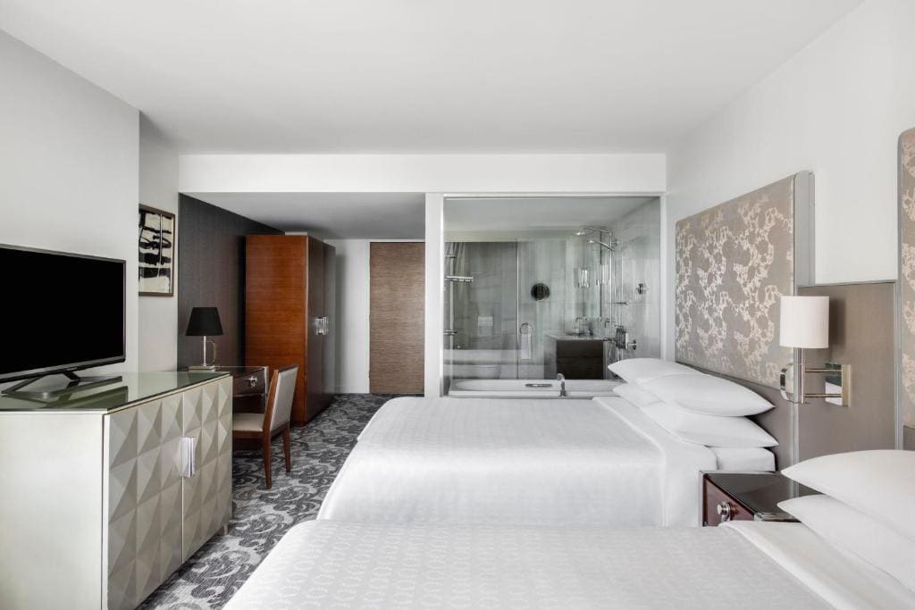 Traditional Room with Two Double Beds room - Image 1