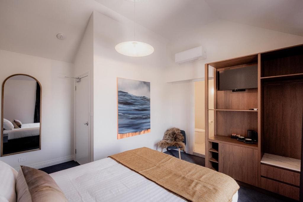 Superior Queen Room room - Image 1