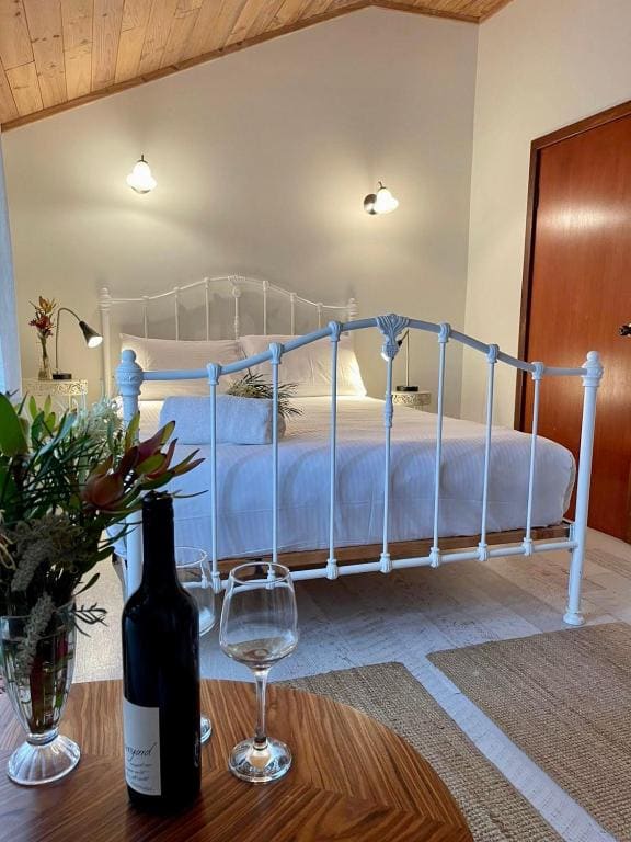 Basic Double Room room - Image 3