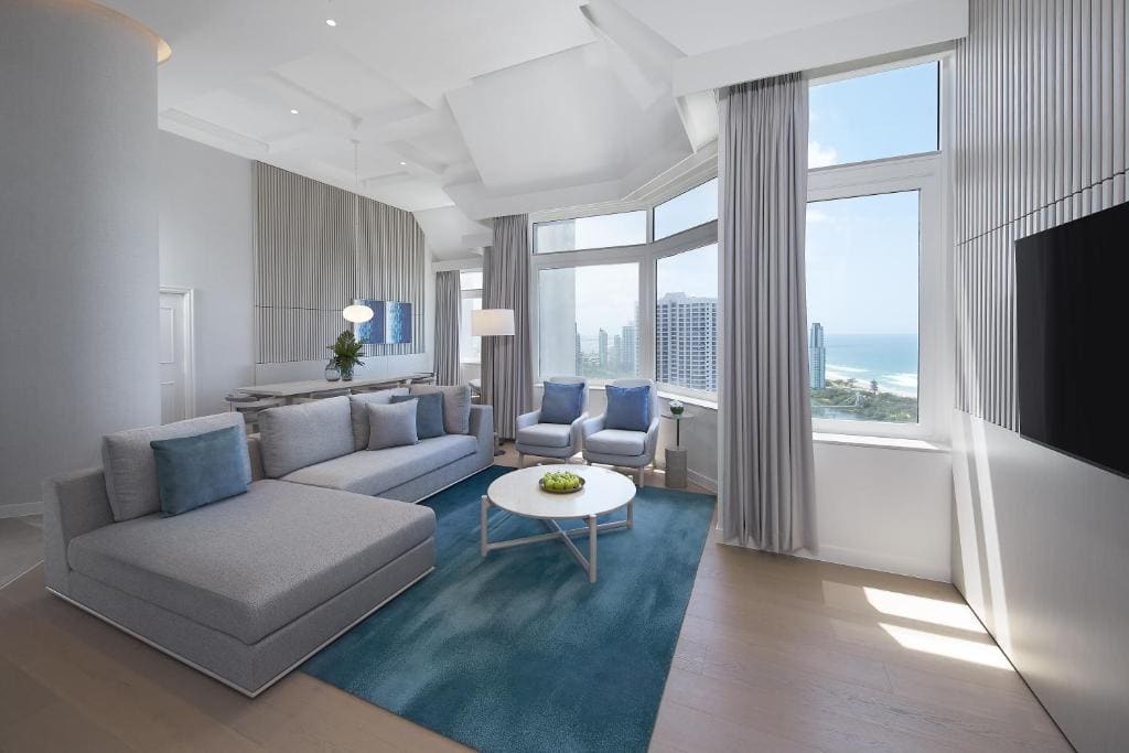 King Room with Ocean View and Balcony room - Image 3