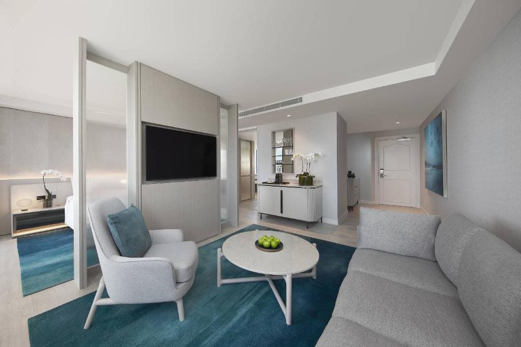 Junior Suite with Ocean View and Balcony room - Image 3