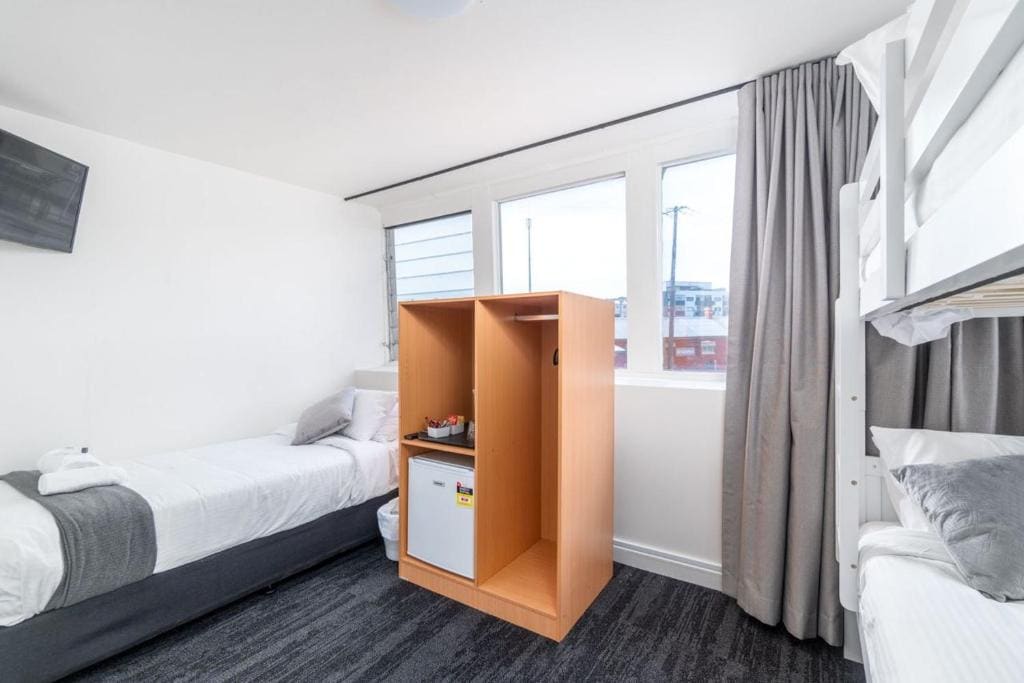 Quadruple Room with Shared Bathroom room - Image 1