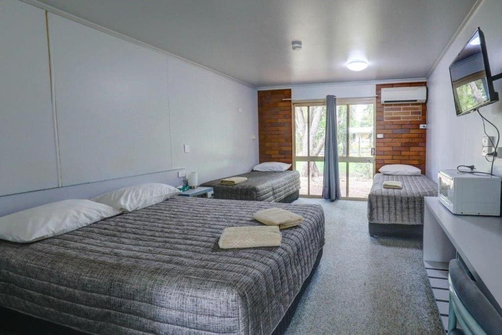 Quadruple Room room - Image 1