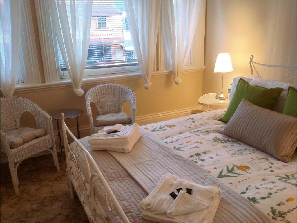 Deluxe Room room - Image 2
