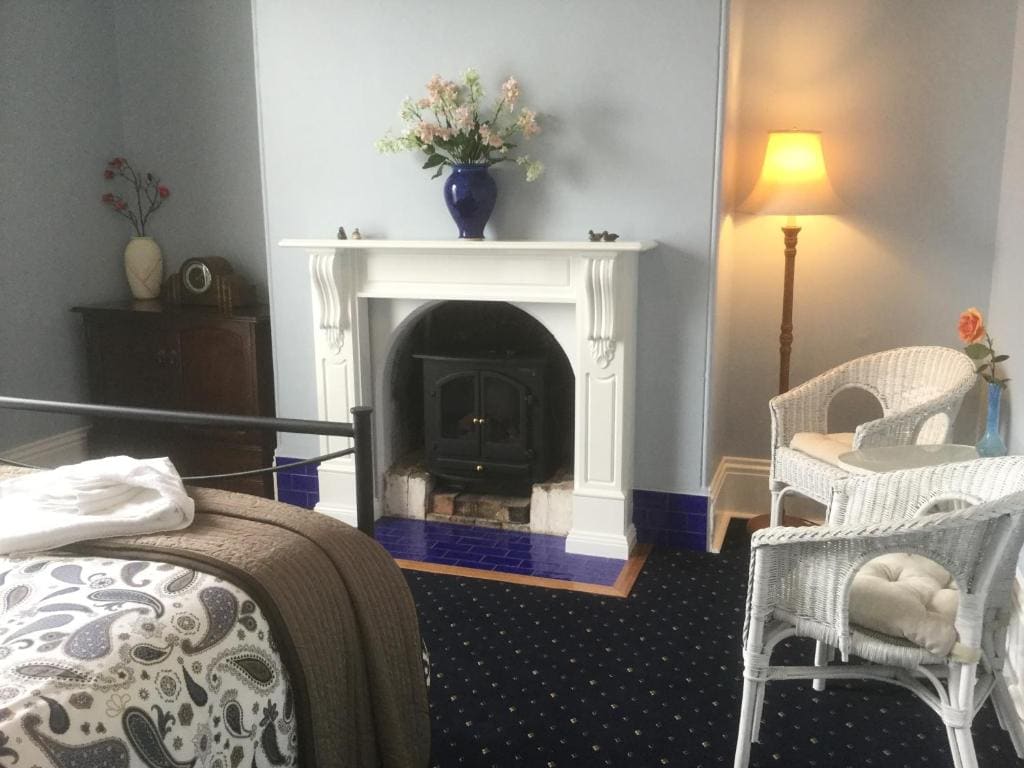 Three-Bedroom House room - Image 3