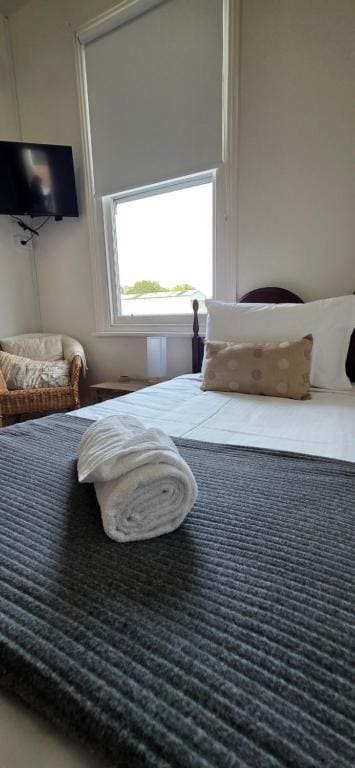 Standard Twin Room room - Image 2