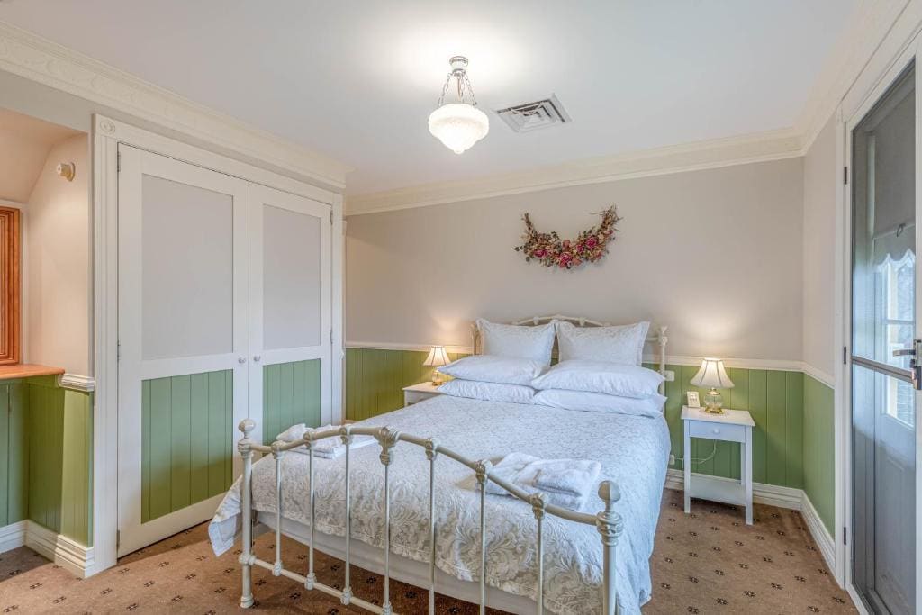 Double or Twin Room with View room - Image 1