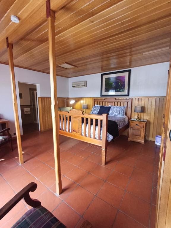 Queen Room room - Image 2