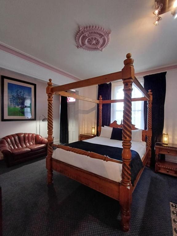 Superior Suite room - Image 1