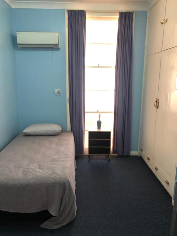 Budget Single Room room - Image 1