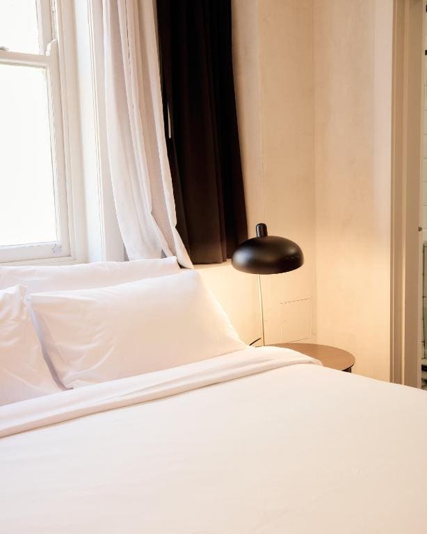 Petite + room - Image 3