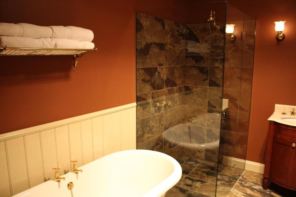 Two-Bedroom Apartment room - Image 3