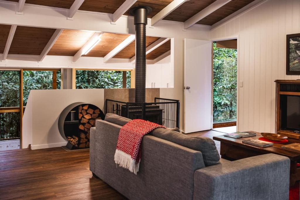 Log Cabin room - Image 2