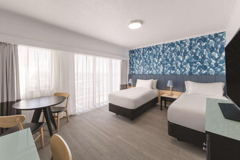 King Club Room - Driftwood Social Club room - Image 2