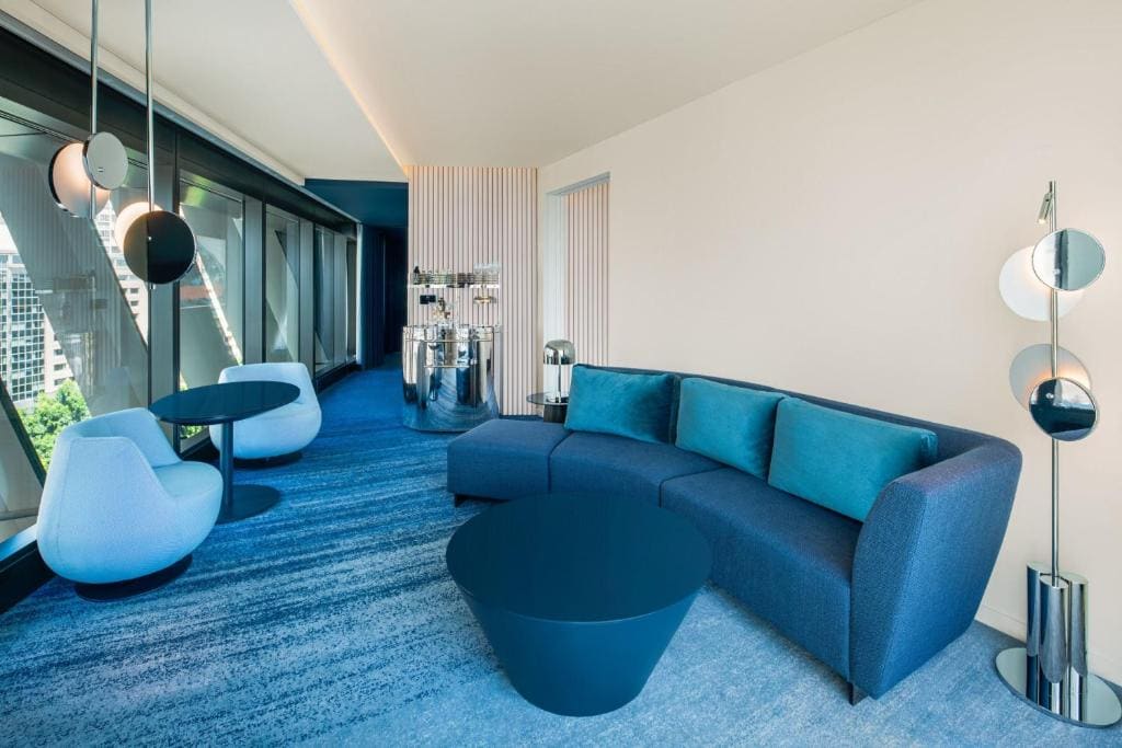 Supreme Suite, 1 Bedroom Suite, 1 King, Darling Harbour view room - Image 3