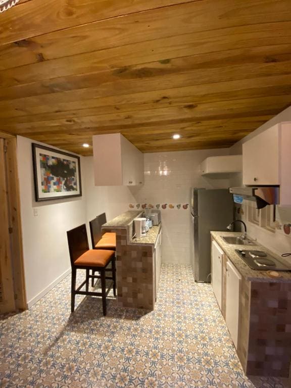 Four-Bedroom House room - Image 1