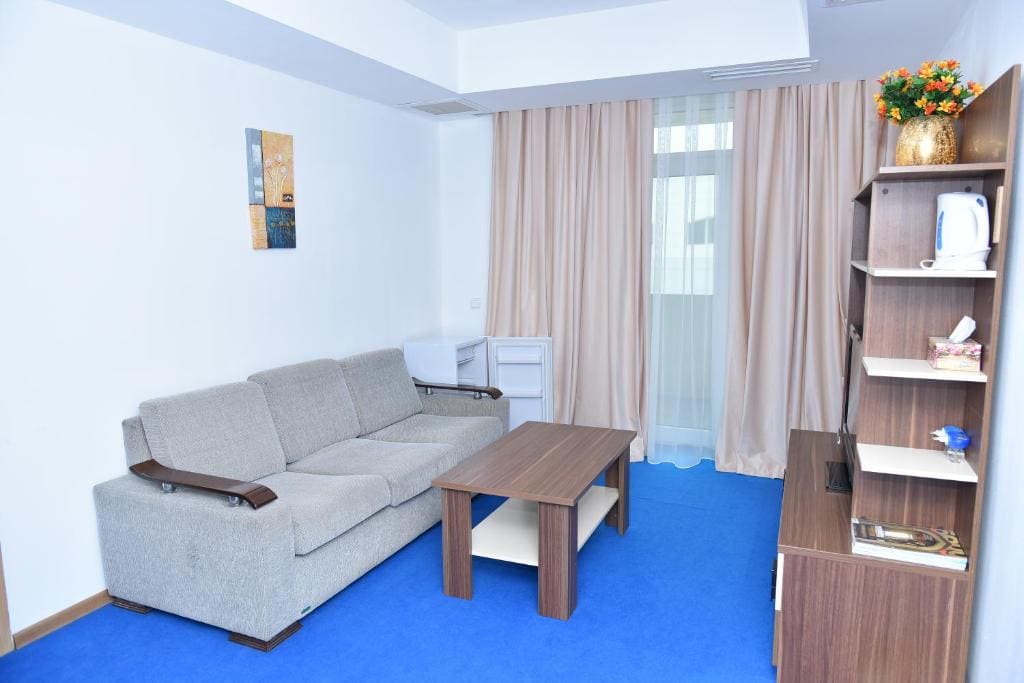 Suite room - Image 2