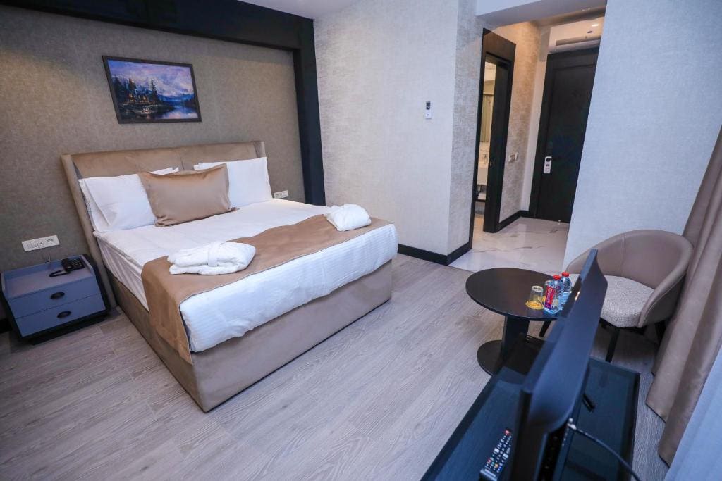 Standard Double Room room - Image 3