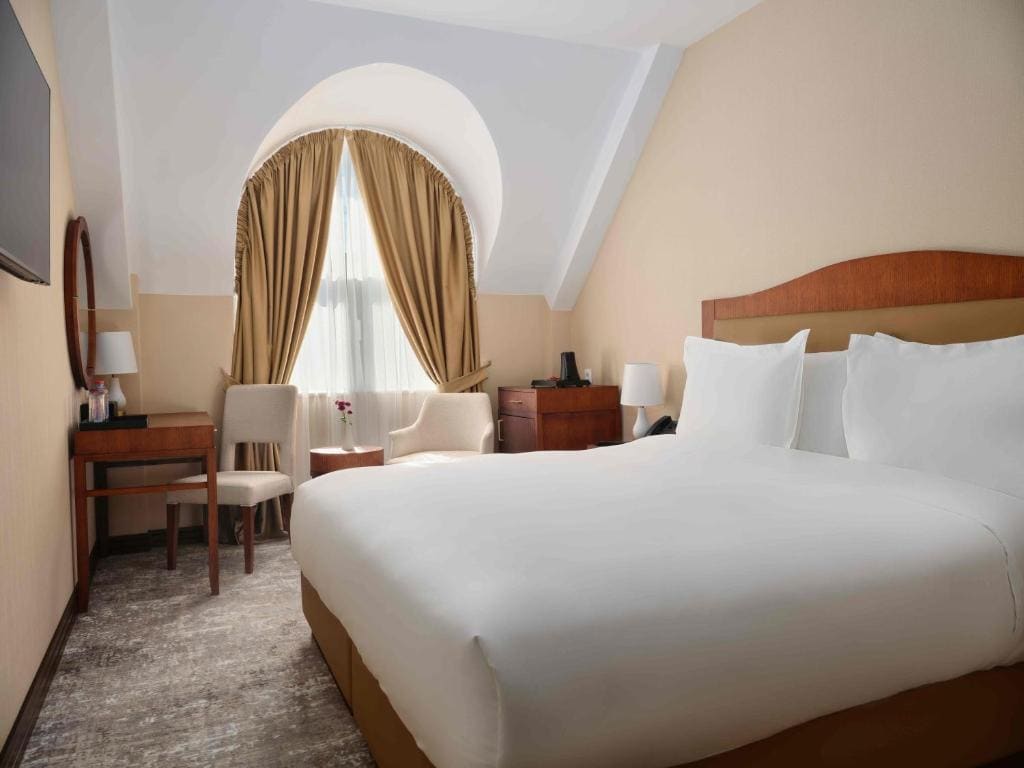 Standard Park View room - Image 2
