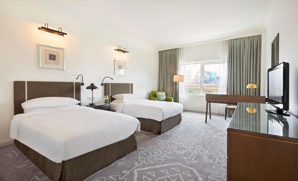 Twin Room - Club Access room - Image 2