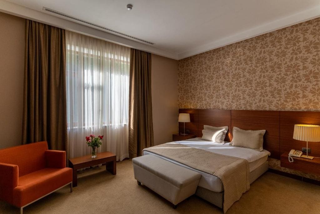 Standard Double Room room - Image 2