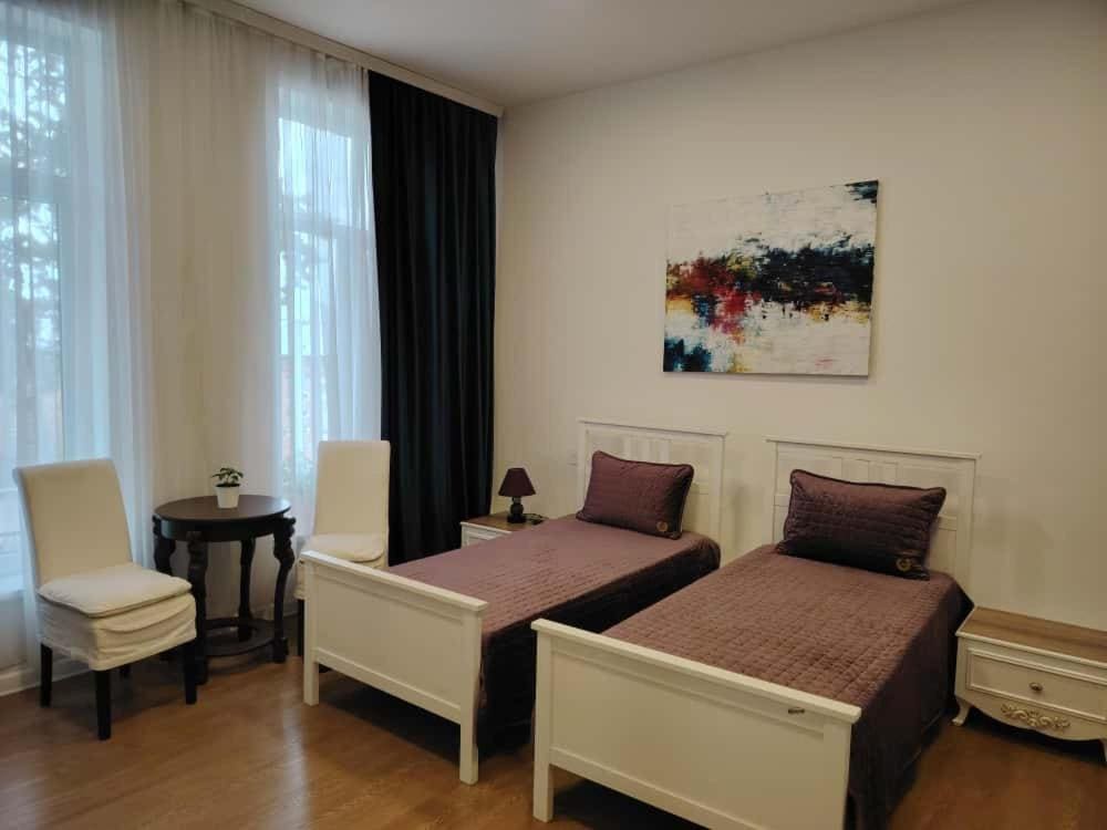 Deluxe King Room room - Image 1