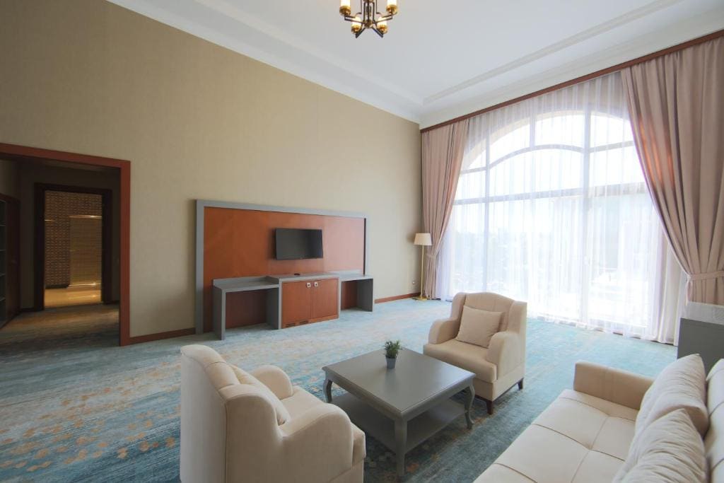 Standard Suite room - Image 2