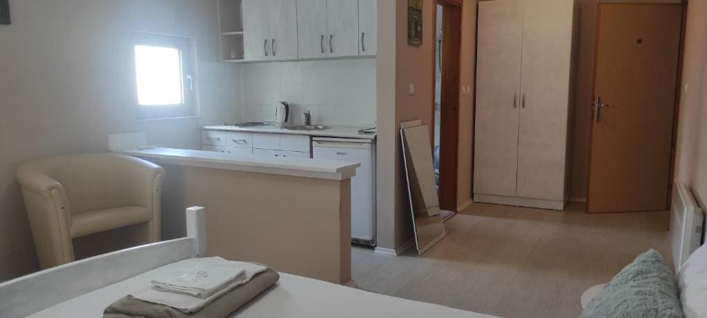 Deluxe Double Room with Balcony room - Image 1