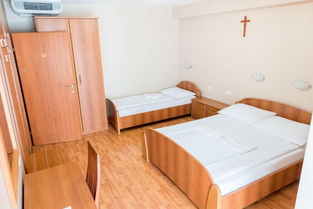 Triple Room with Balcony room - Image 3