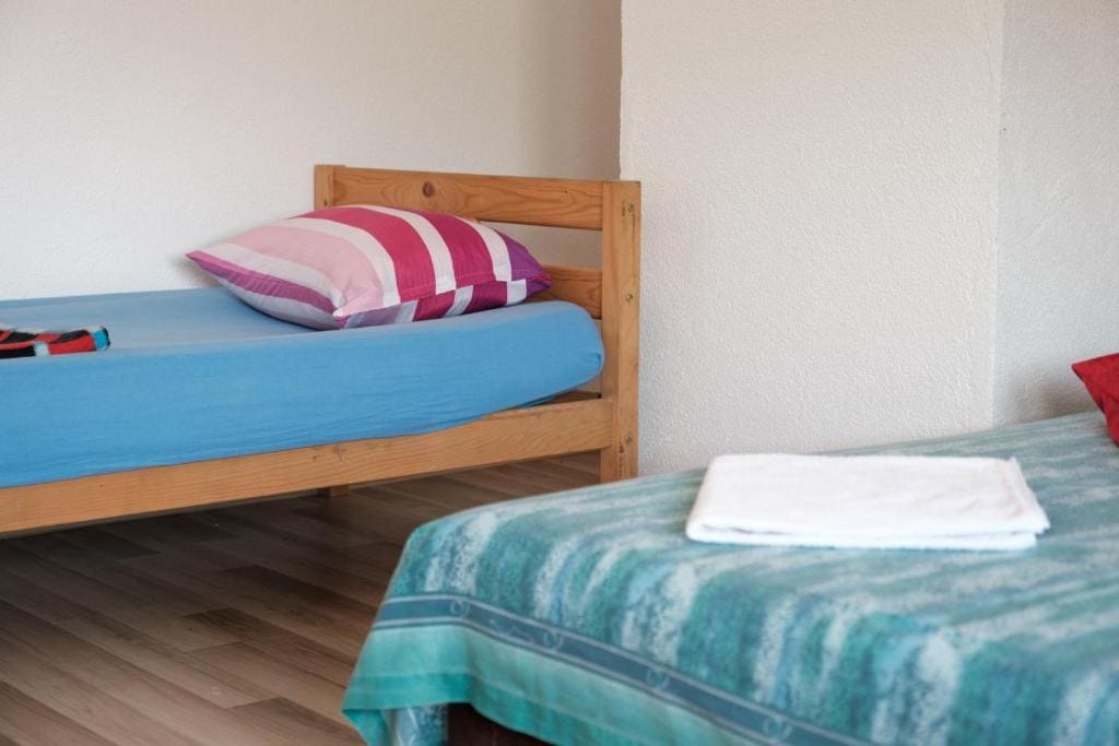 Small Twin Room room - Image 1