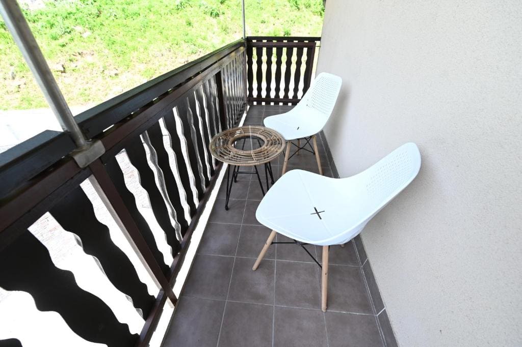Double Room with Balcony room - Image 1
