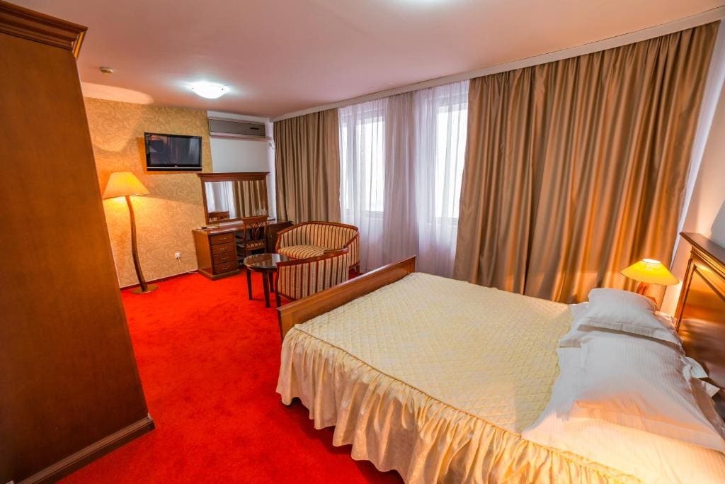 Suite room - Image 3
